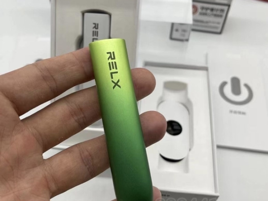 RELX悦刻五代幻影电子烟全面评测	，八大升级功能引领行业创新